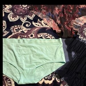 NWT Victoria’s‎ Secret Set of 2 Panties Sz XL